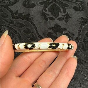 Elegant Floral Black and White Bangle